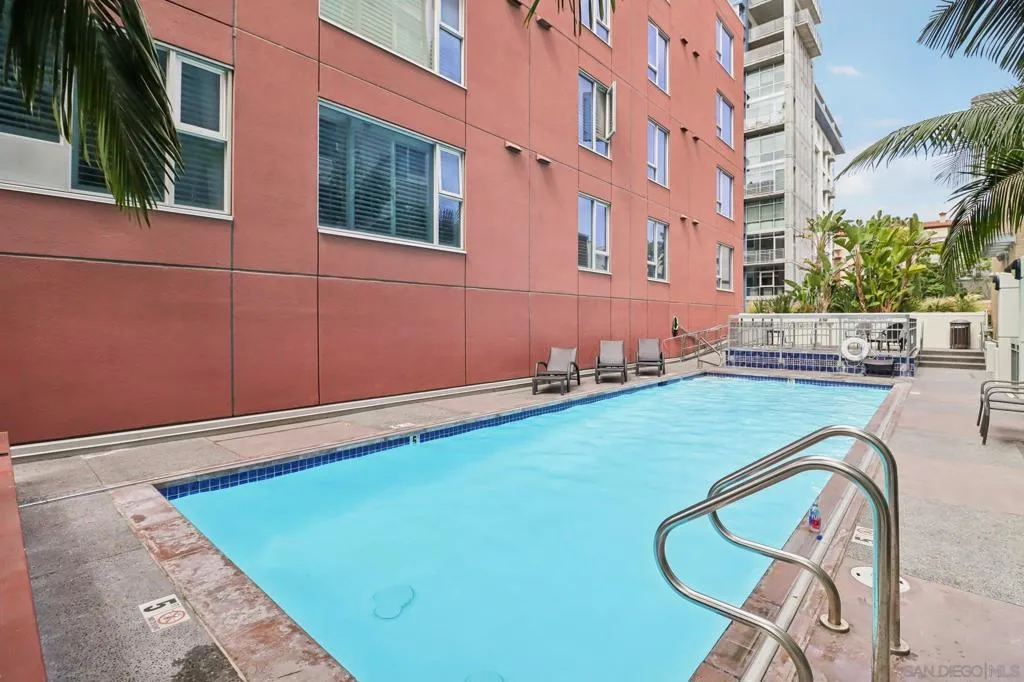 300 W Beech St 1105, San Diego, California 92101 home-pic-39